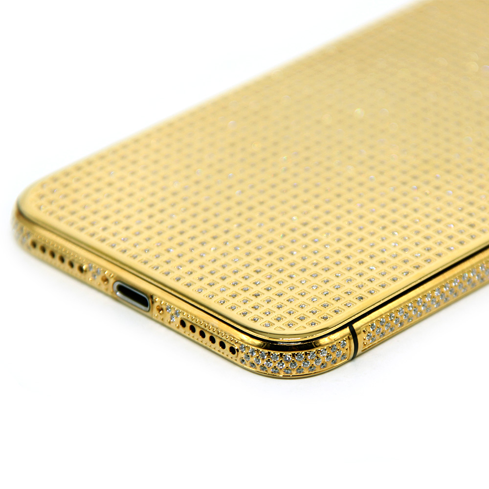 24Kt Gold Housing With Full Crystal For iPhone 11/11 pro/11 Pro